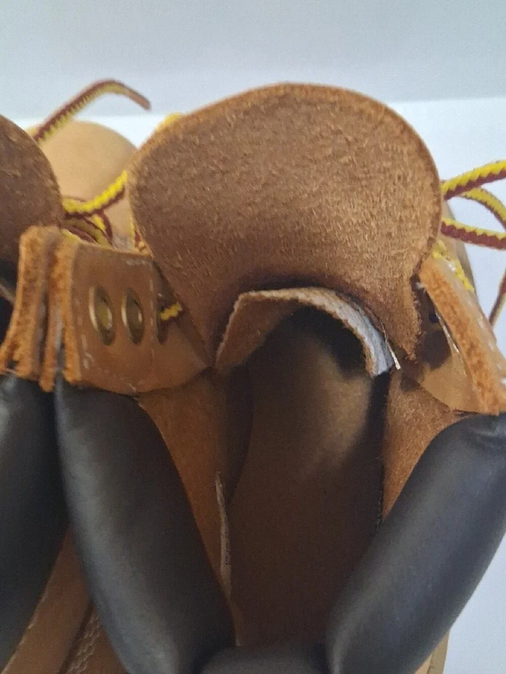 Pre-owned Timberland Kids Tan/Brown Lace-Up Suede Boots